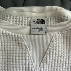 Northface waffle long sleeve medium